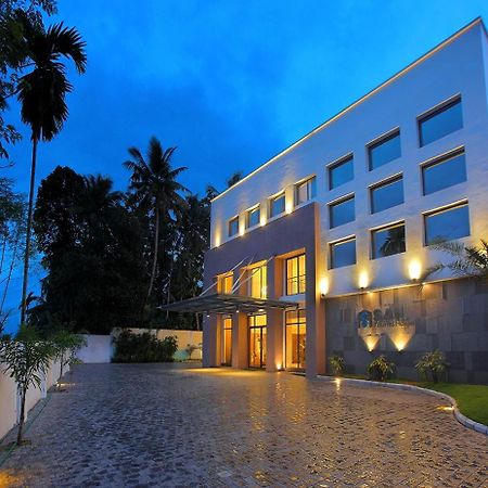 Hotel San Kollam Exterior photo