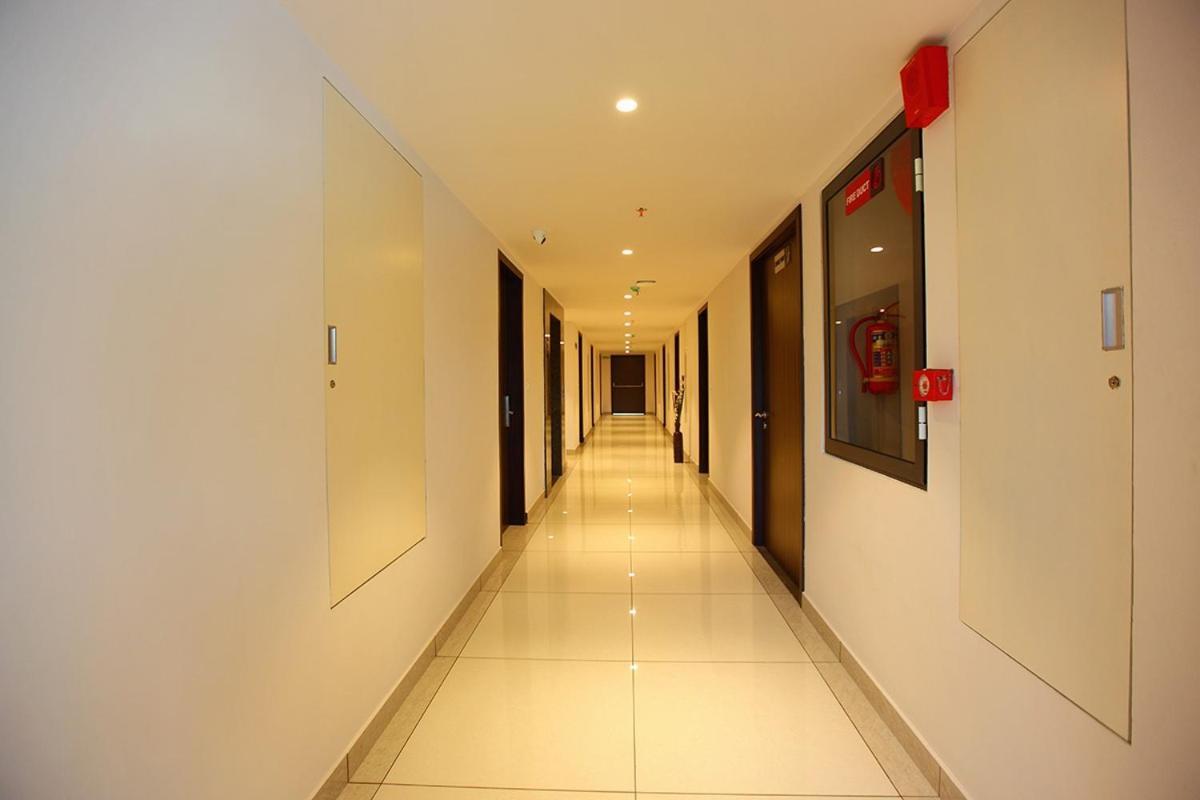 Hotel San Kollam Exterior photo